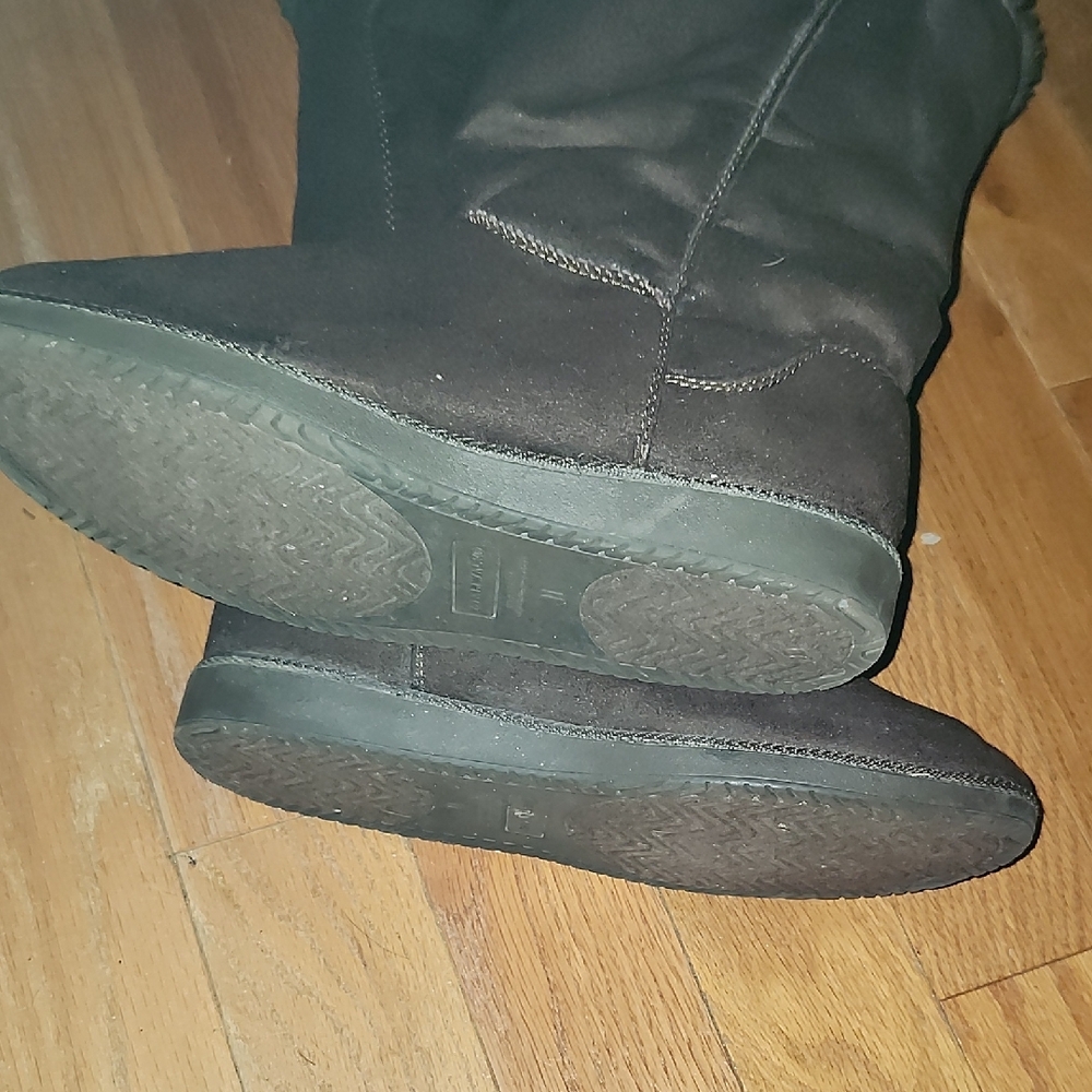 Women's Brown Faux Suede Winter Boots - Picture 5 of 5
